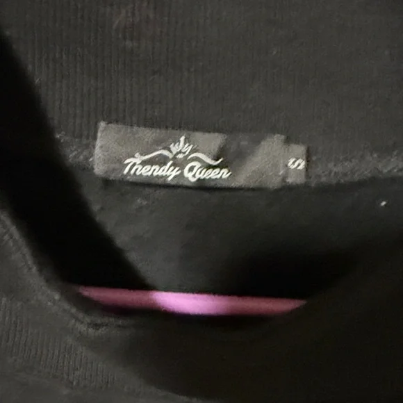 Classic Black Crew Neck Sweater - Picture 3 of 4